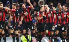 开云体育官方网站-莱斯特城成功留住关键球员，团队士气高昂的简单介绍