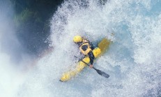 开云下载-当足球巨星照亮篮球之夜，伊布跨界带队，NBA季后赛上演传奇逆转