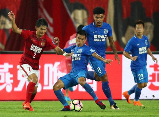 广州富力vs申鑫,火拼激战全力拼搏的简单介绍 广州富力vs申鑫,火拼激战全力拼搏的简单介绍