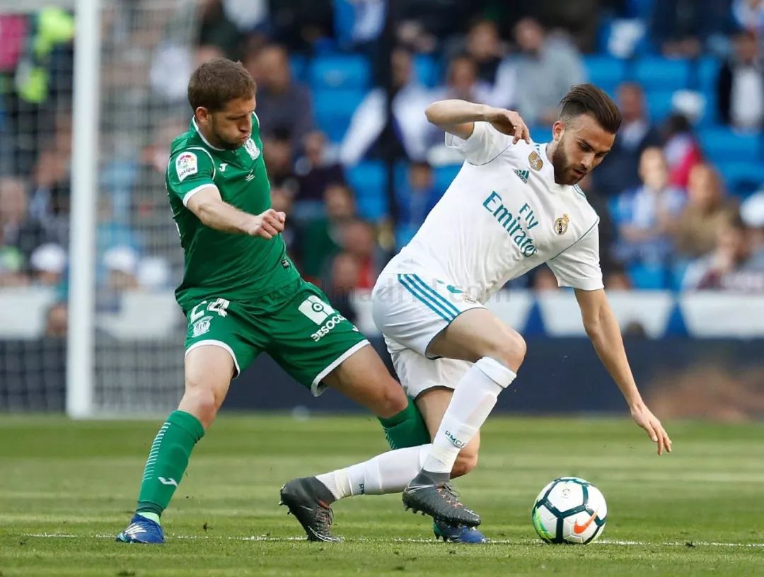 包含莱加内斯遭遇连败：寻求突破之道的词条