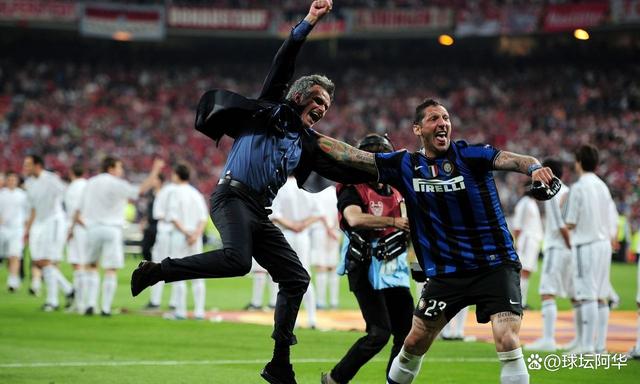 乌克兰击败意大利，摘得欧预赛四强位置的简单介绍