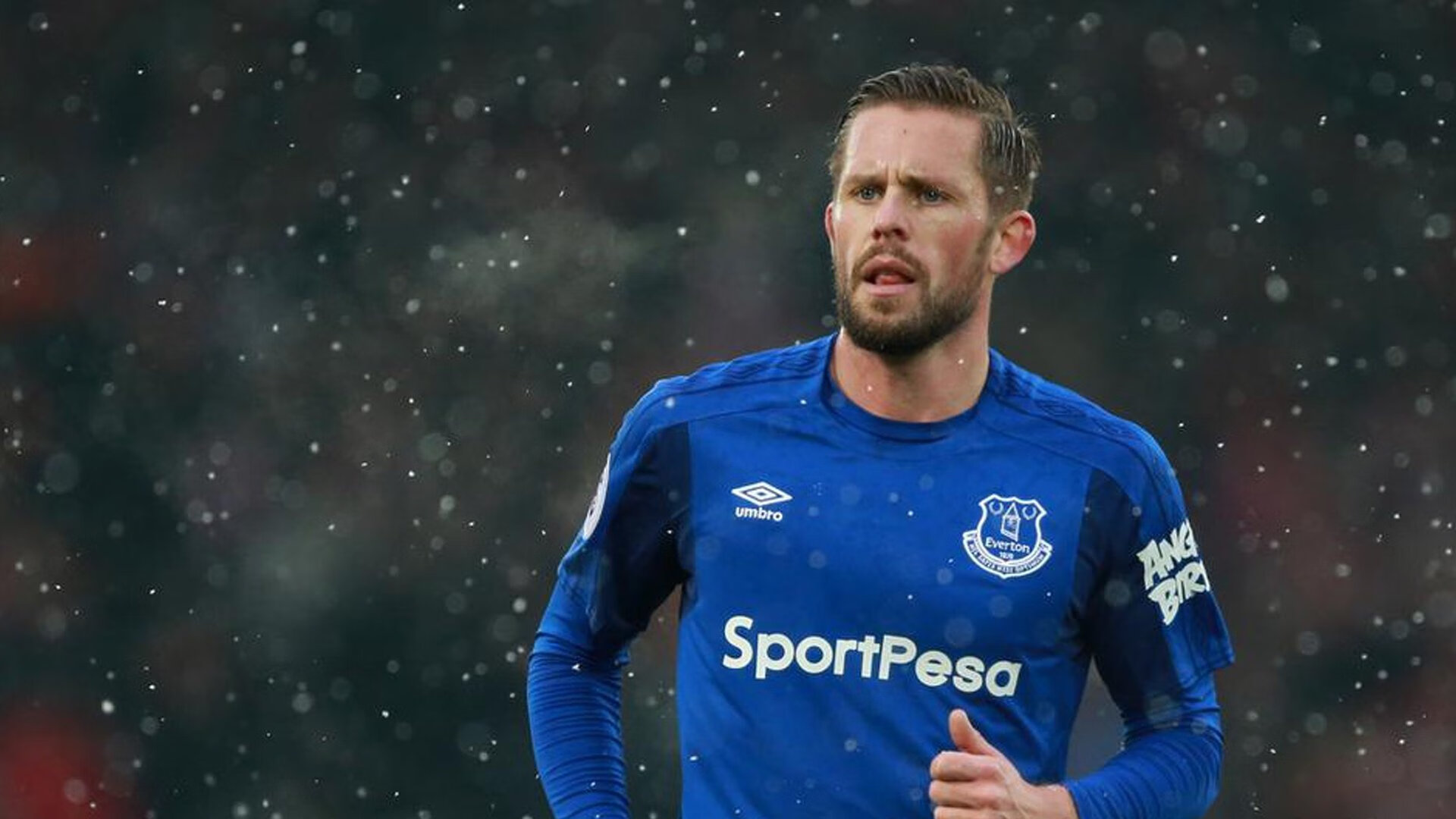 绿茵场上的奇迹，当牙买加遇上里昂—欧冠半决赛焦点战的跨时空解读